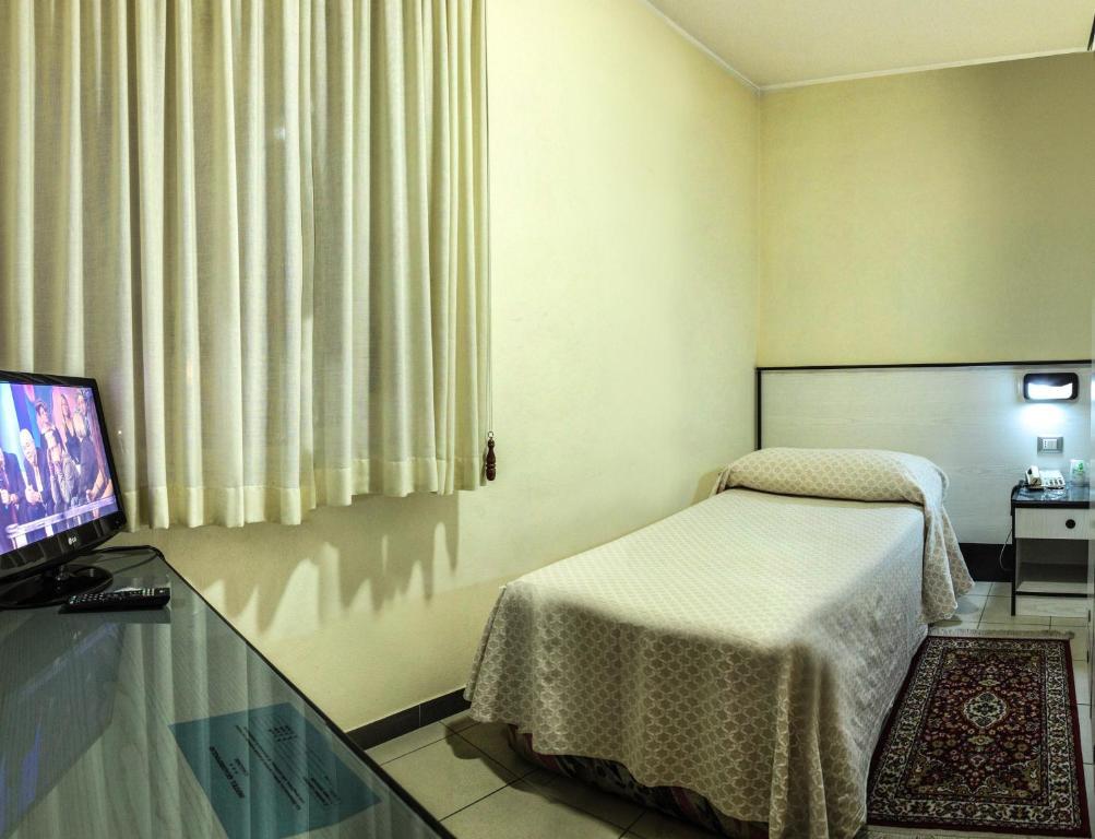 Hotel Quadrifoglio Cagliari Room photo